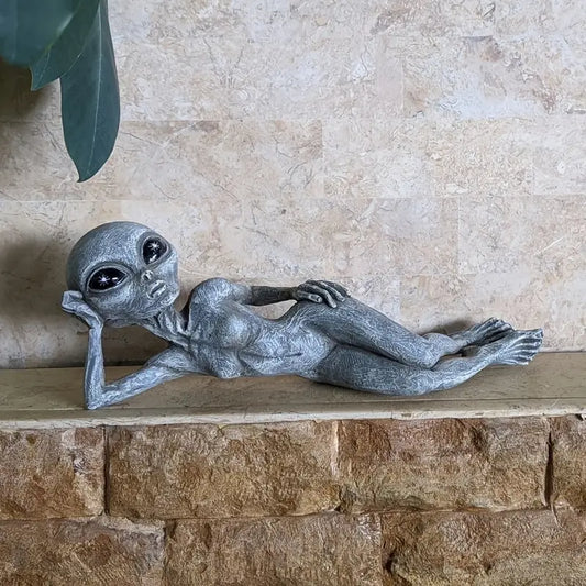 Alien Resin Statue Figurine