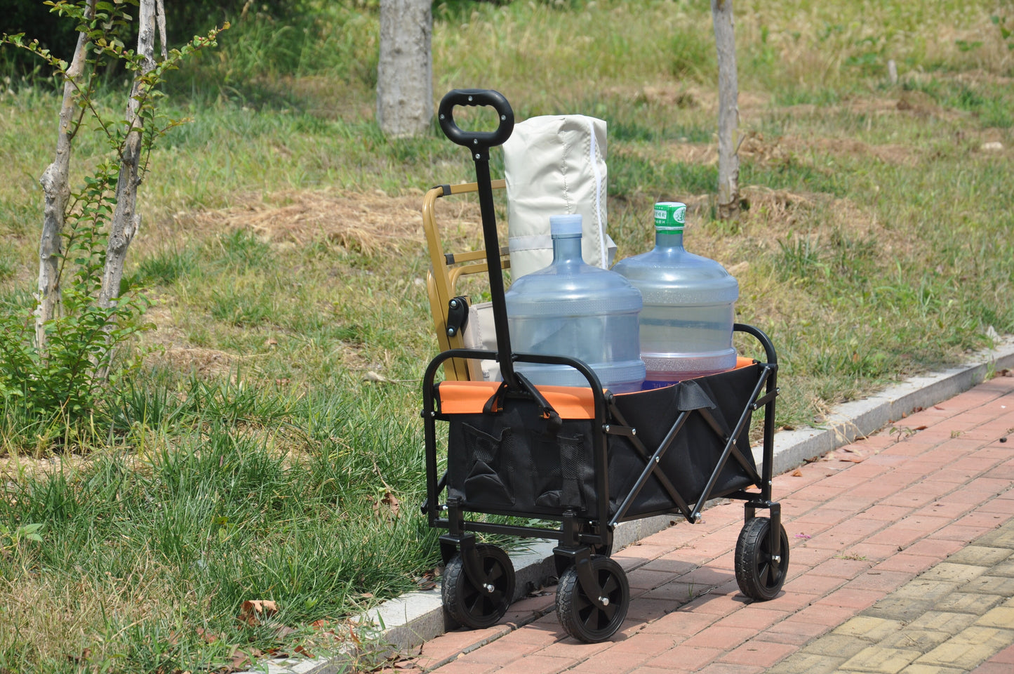 Compact Folding Utility Wagon