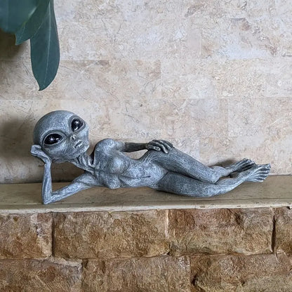 Alien Resin Statue Figurine