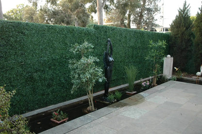 Eternal Green Boxwood Panel 40x40